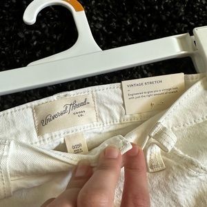 Bermudas Vintage “Universal thread” from target